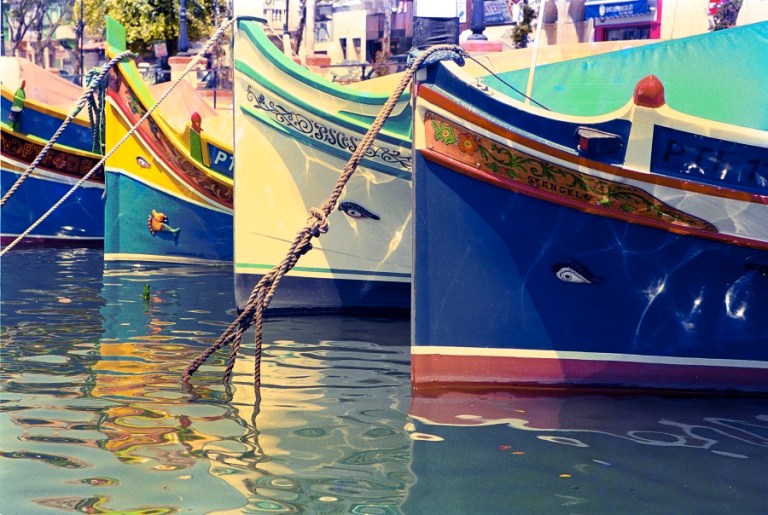 Malta_luzzu_Neg_Scan2